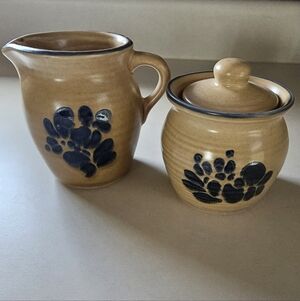 Pfaltzgraff Folk Art Creamer & Sugar Bowl